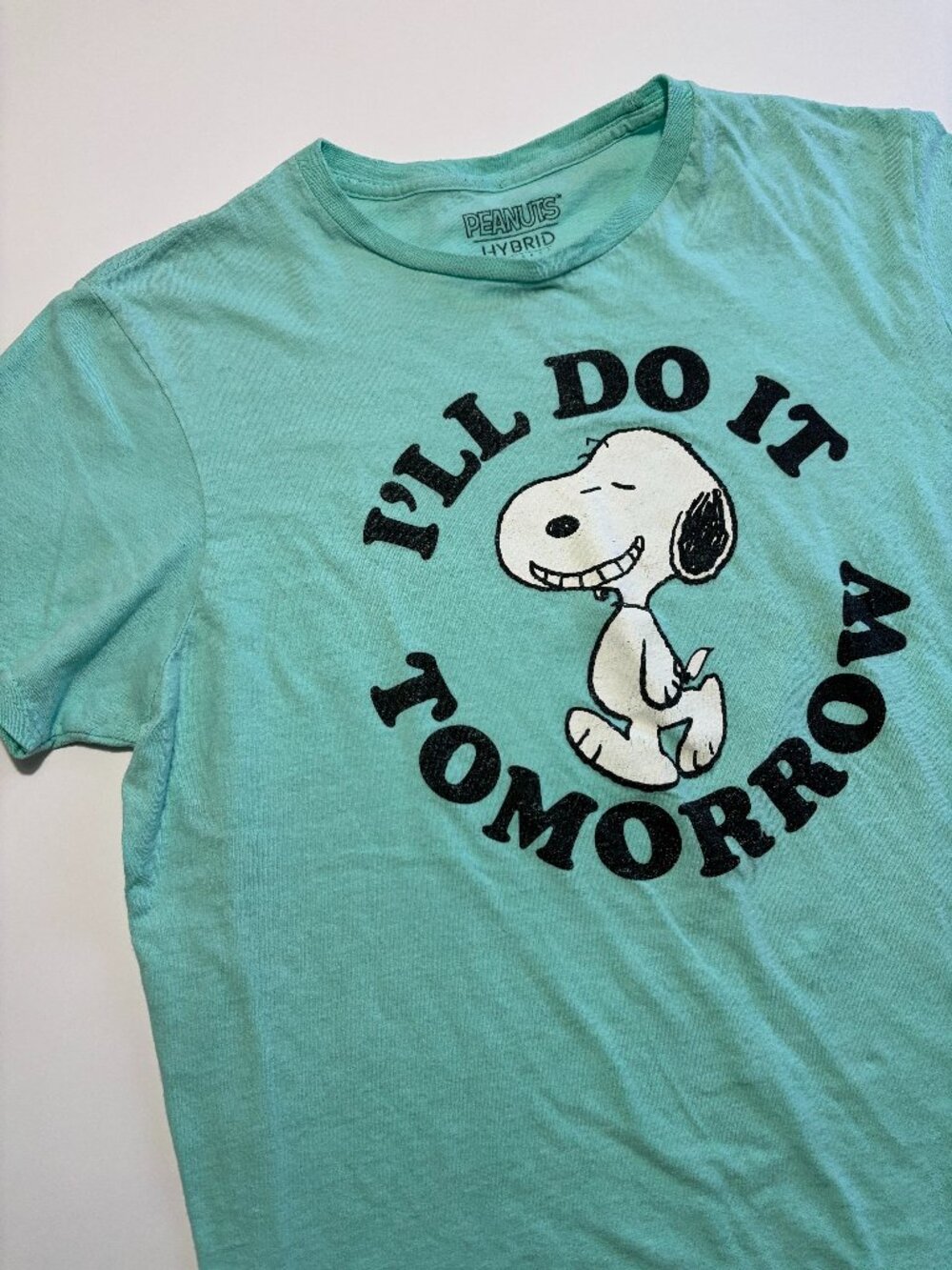 HYBRID APPAREL TEAL BLACK & WHITE SNOOPY SHORT SLEEVE COTTON T-SHIRT